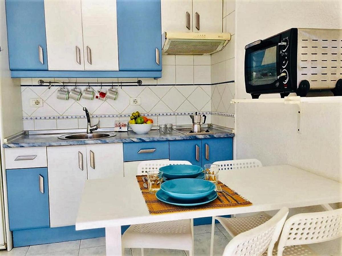 Beach And Pool In Playa De Las Americas Apartment Екстериор снимка