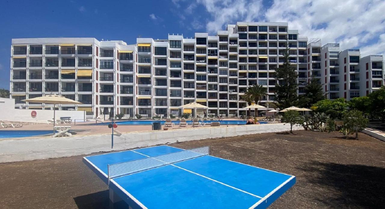 Beach And Pool In Playa De Las Americas Apartment Екстериор снимка